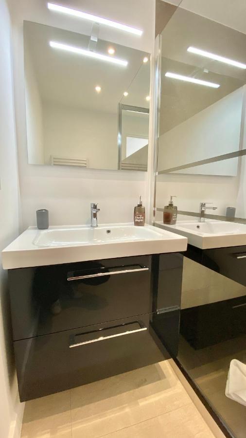 Republique Appartements Menton Eksteriør billede