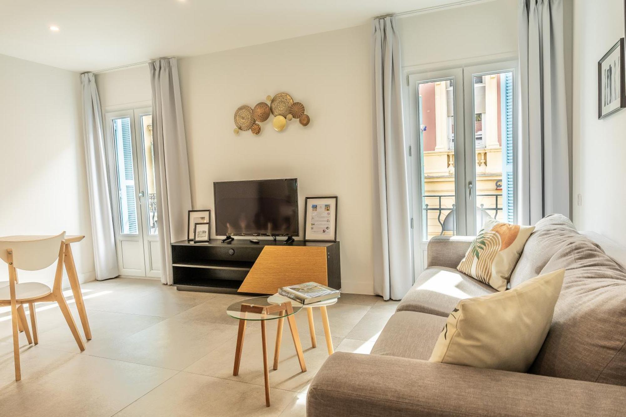 Republique Appartements Menton Eksteriør billede