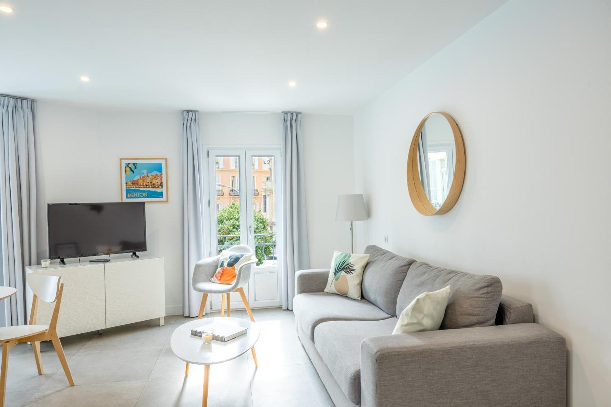 Republique Appartements Menton Eksteriør billede