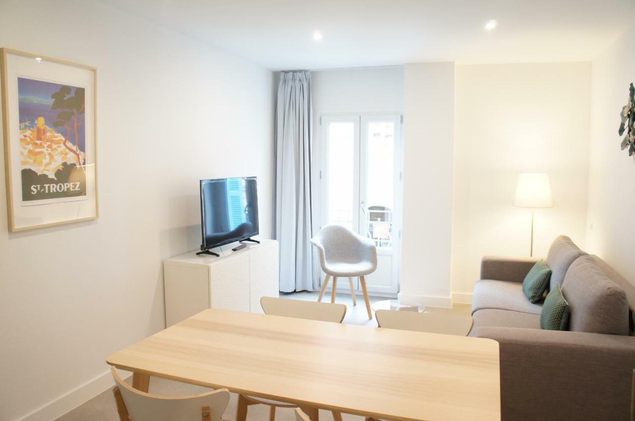Republique Appartements Menton Eksteriør billede